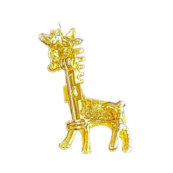 GIRAFFE- Fashion Pin/Brooch- Enamel Yellow Gold Tone Whimsical Pin - Picture 3 of 4